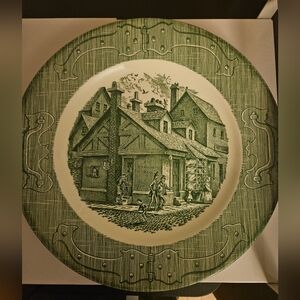 Ye Olde Curiosity Shop Vintage Green Decorative Plates